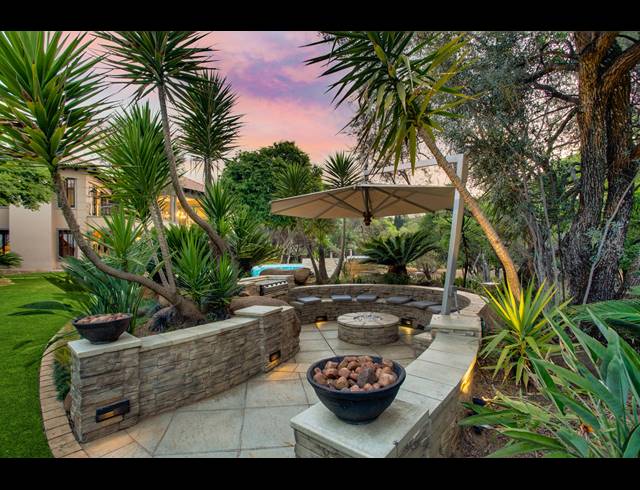 6 BEDROOM HOUSE FOR SALE IN DAINFERN VALLEY ESTATE